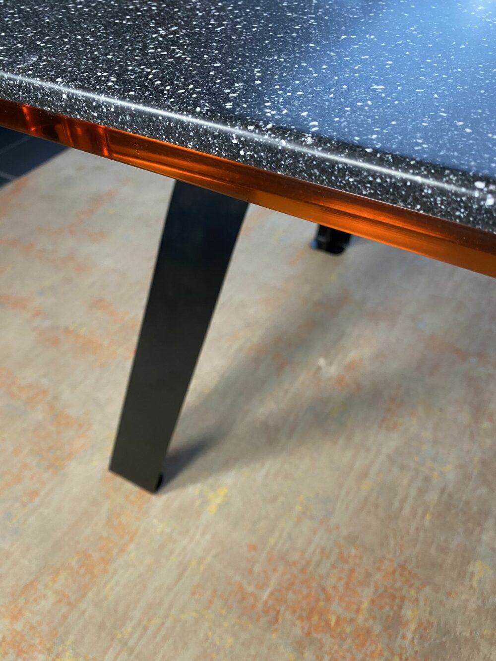 tafel 2x1 zwart oranje de som